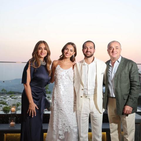 جوليا بطرس خلال احتفالها بخطوبة ابنها - صورة من حساب pamelamansour.mine على انستقرام