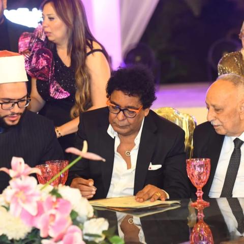 محمد منير بحفل زفاف ابنه شقيقته