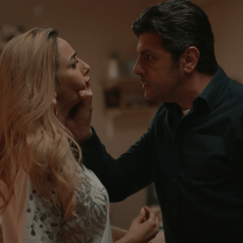 مسلسل سلمى الحلقة 23 - مسلسل امرأة التركي - مصدر الصورة شاهد