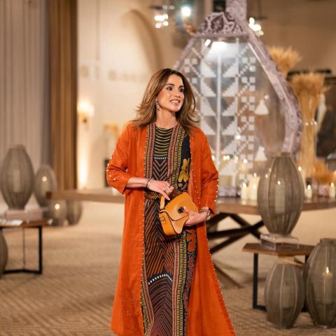 سر حقيبة الملكة رانيا الفرنسية التي زادت مبيعات علامة ناشئة بنسبة كبيرة