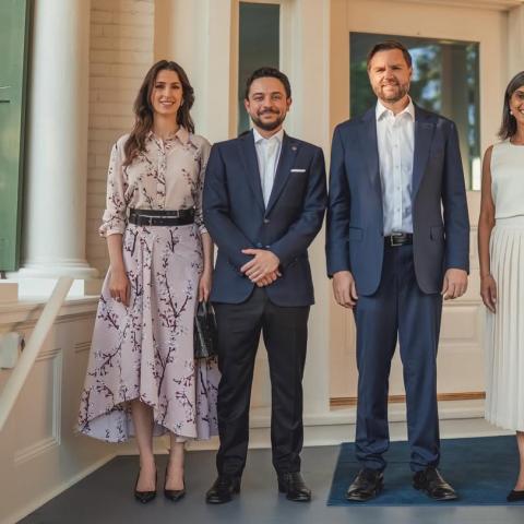 الأميرة رجوة باطلالة منقشة ناعمة من ألكسندر ماكوين