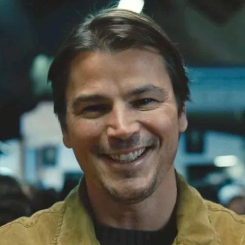 جوش هارتنت - إكس