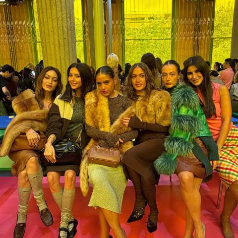 كارن وازن وكنزي وجنى دياب وغيرهن في عرض ميو ميو ربيع 2026