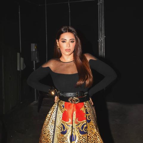 رحمة رياض في The Voice  بإطلالة جريئة من فرساتشي - الصورة من انستغرام رحمة رياض بعدسة زيد اللوزي