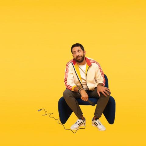 جون أشقر يقدم عرض ستاند أب كوميدي عربي بعنوان 'عم جرّب' على مسرح الأوليمبيا في باريس