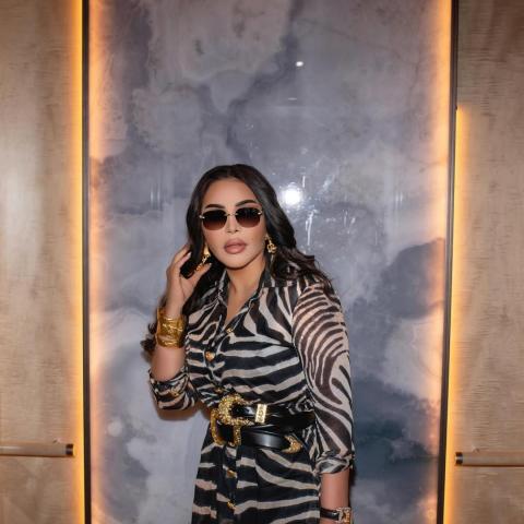 أحلام باطلالة بنقشة الزيبرا من سكياباريللي - الصورة من حساب انستغرام أحلام