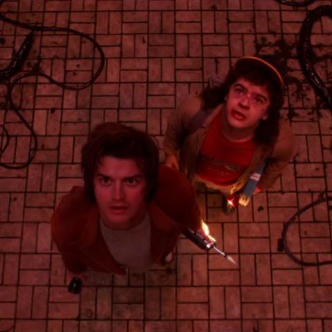 ستيف وداستين من مسلسل Stranger Things - إكس