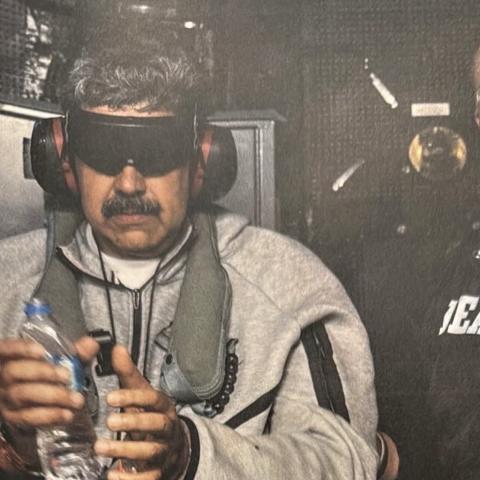 من السياسة إلى الموضة: بدلة Nike لمادورو تنفد خلال ساعات