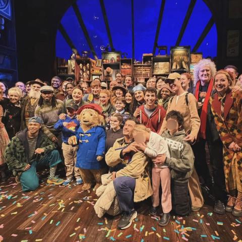 كاتي بيري و أورلاندو بلوم برفقة ابنتهما ديزي - Paddington The Musical