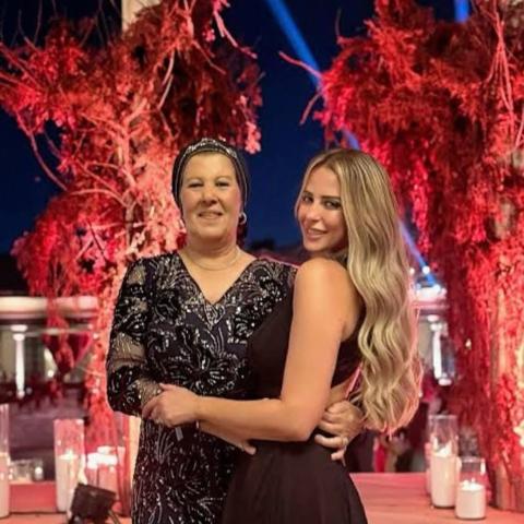 ريم مصطفى ووالدتها