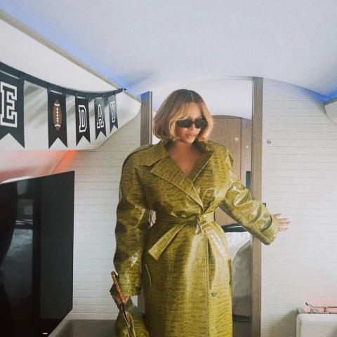 بيونسيه بالشعر القصير