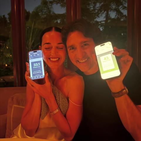 كاتي بيري وترودو يمزحان بشأن فارق العمر… وظهور نادر لابنتها