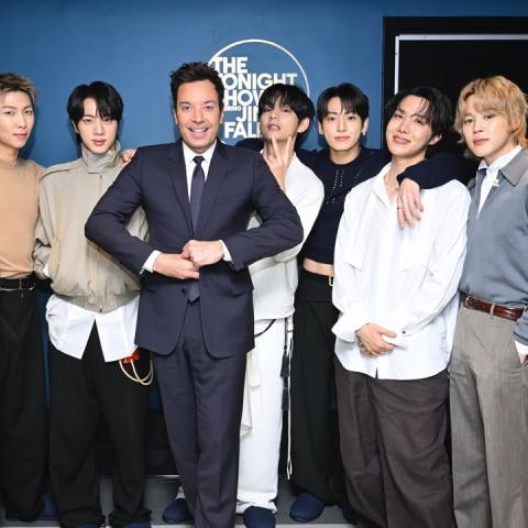 فرقة BTS من برنامج The Tonight Show - صورة من انستقرام