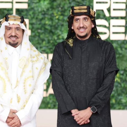 عبدالله السدحان يوجّه نصائح لابنه نواف بعد الزواج: "الصمت حلو أحيانًا"