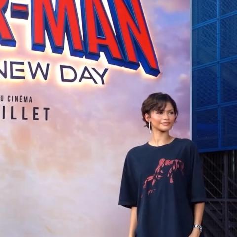 زندايا بفستان تي-شيرت Spider-Man لا يتجاوز سعره 35 دولاراً