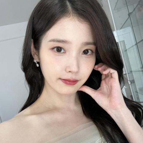 آيو - IU