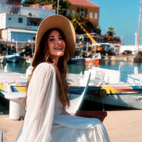 نانسي عجرم من انستغرام - AI