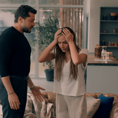 مسلسل حب على ورق الحلقة 37 - مصدر الصورة شاهد