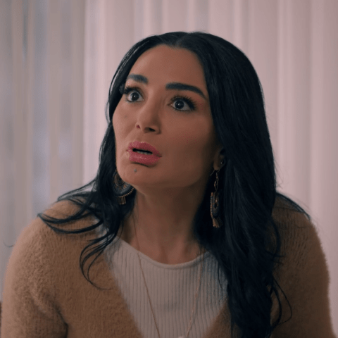 مسلسل حب على ورق الحلقة 51 - مصدر الصورة شاهد