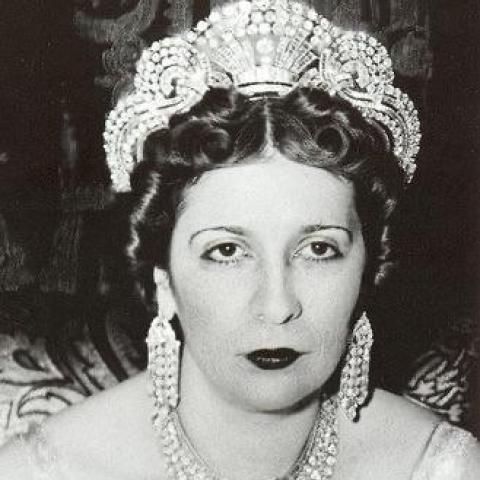 الملكة نازلي