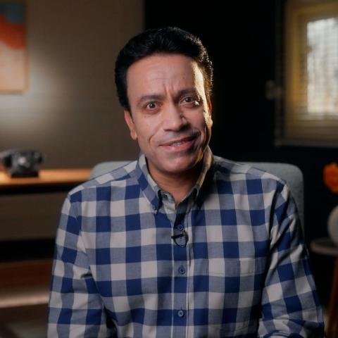 سامح حسين