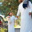 تامر حسني وابنه آدم 