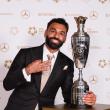 محمد صلاح - جائزة أفضل لاعب في العام من جمعية لاعبي كرة القدم المحترفين PFA 