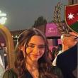 الأميرة جليلة بنت علي بفستان زمردي أنيق من Edelina Joyce