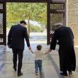 صورة من إنستغرام  | الأمير الحسين برفقة الأميرة إيمان الصغيرة في المسجد