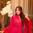 ياسمين عبد العزيز بإطلالة حمراء بتفاصيل الريش من Bronx Banco - الصورة من انستغرام ياسمين عبد العزيز 