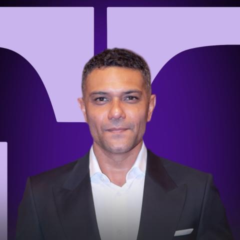 آسر ياسين توكسيك خفيف الدم في فيلم إن غاب القط