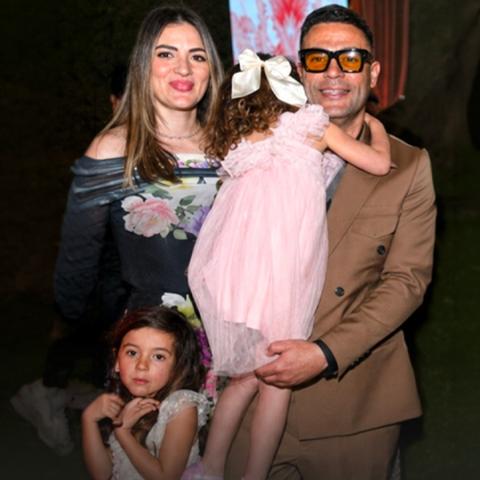 محمد إمام وعائلته