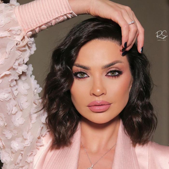 إنتصار الشراح تخرج من العناية المشددة وحالتها الصحية بتحسن | ET بالعربي