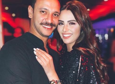 Ù‡Ù†Ø§Ø¯ÙŠ Ù…Ù‡Ù†Ø§ Ù„Ø²ÙˆØ¬Ù‡Ø§ ÙÙŠ Ø¹ÙŠØ¯ Ù…ÙŠÙ„Ø§Ø¯Ù‡Ø§ Ø¯Ø§Ø¦Ù…Ø§ Ù…Ù…ØªÙ†Ø© Ù„ÙˆØ¬ÙˆØ¯Ùƒ Et Ø¨Ø§Ù„Ø¹Ø±Ø¨ÙŠ